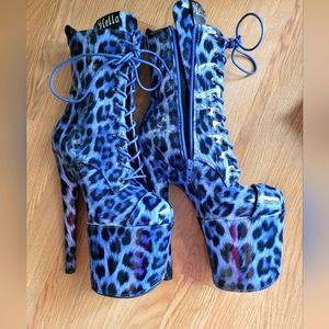 Hella Heels - Blue Leopard - size US 6 - 8' heel - BNIB